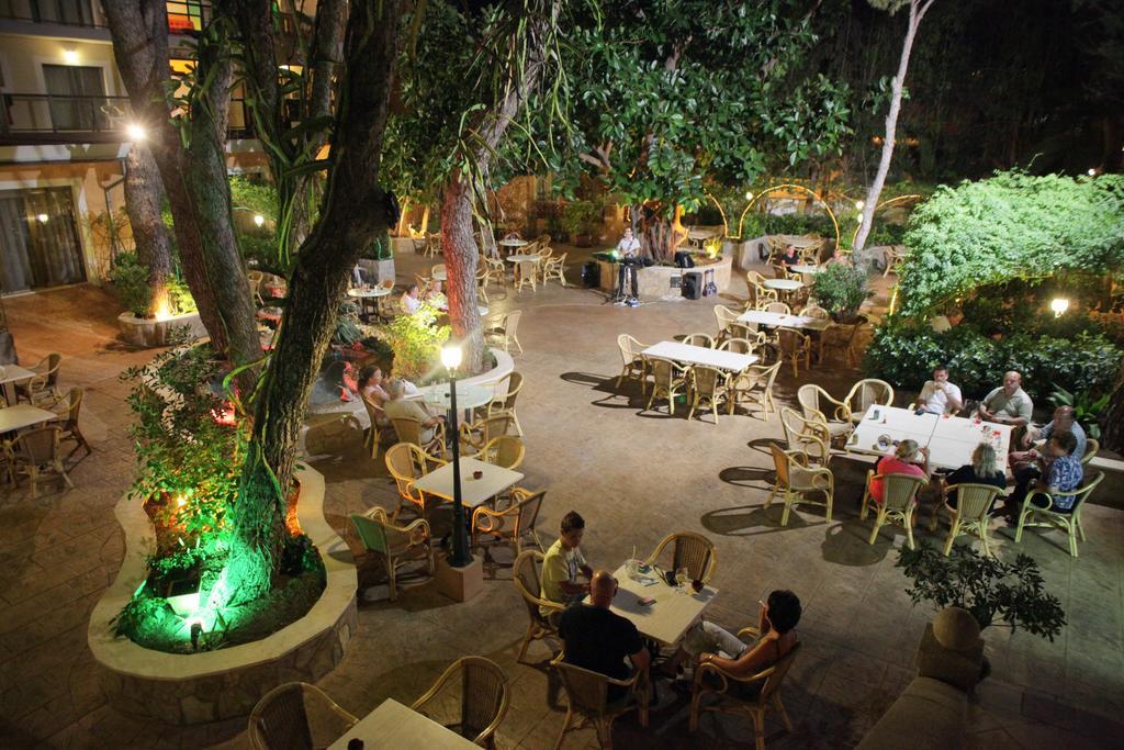 Hotel Baviera Cala Ratjada  Eksteriør bilde