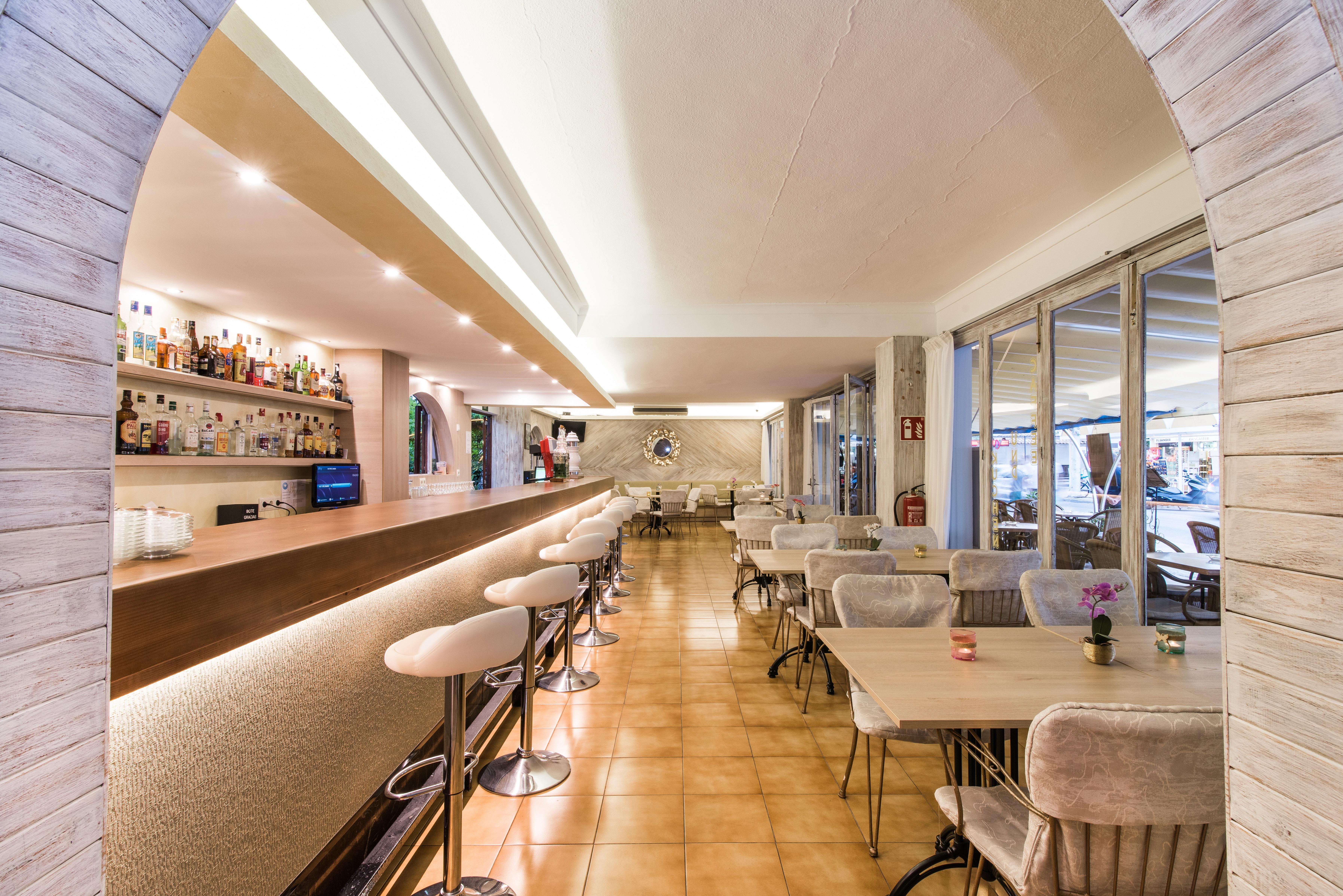 Hotel Baviera Cala Ratjada  Eksteriør bilde